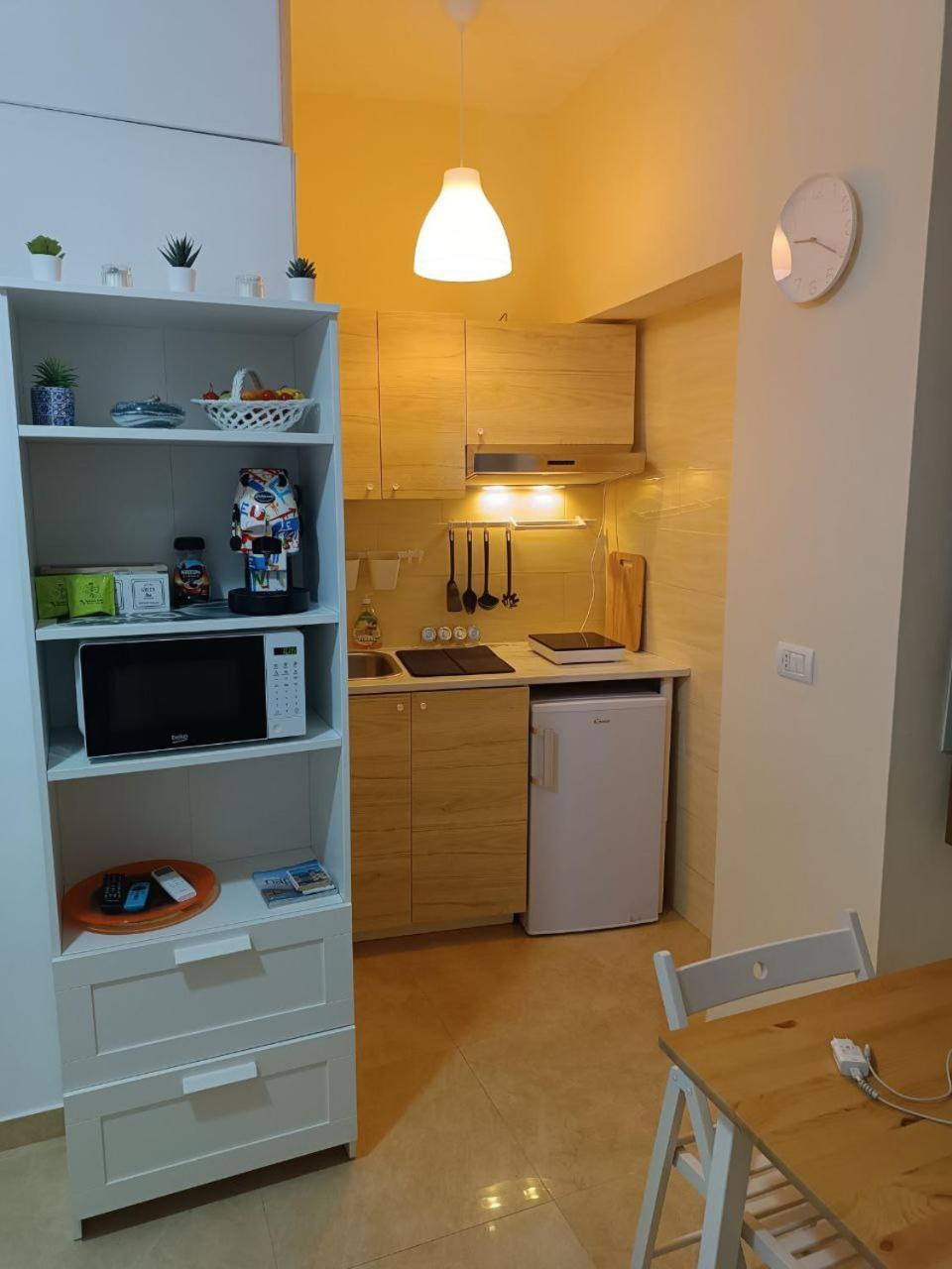 Ciervo'S Home -Appartamento Smart Nel Cuore Di Napoli Exterior foto